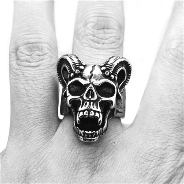 Evil Damn Skull Ring - Empire of the Gods